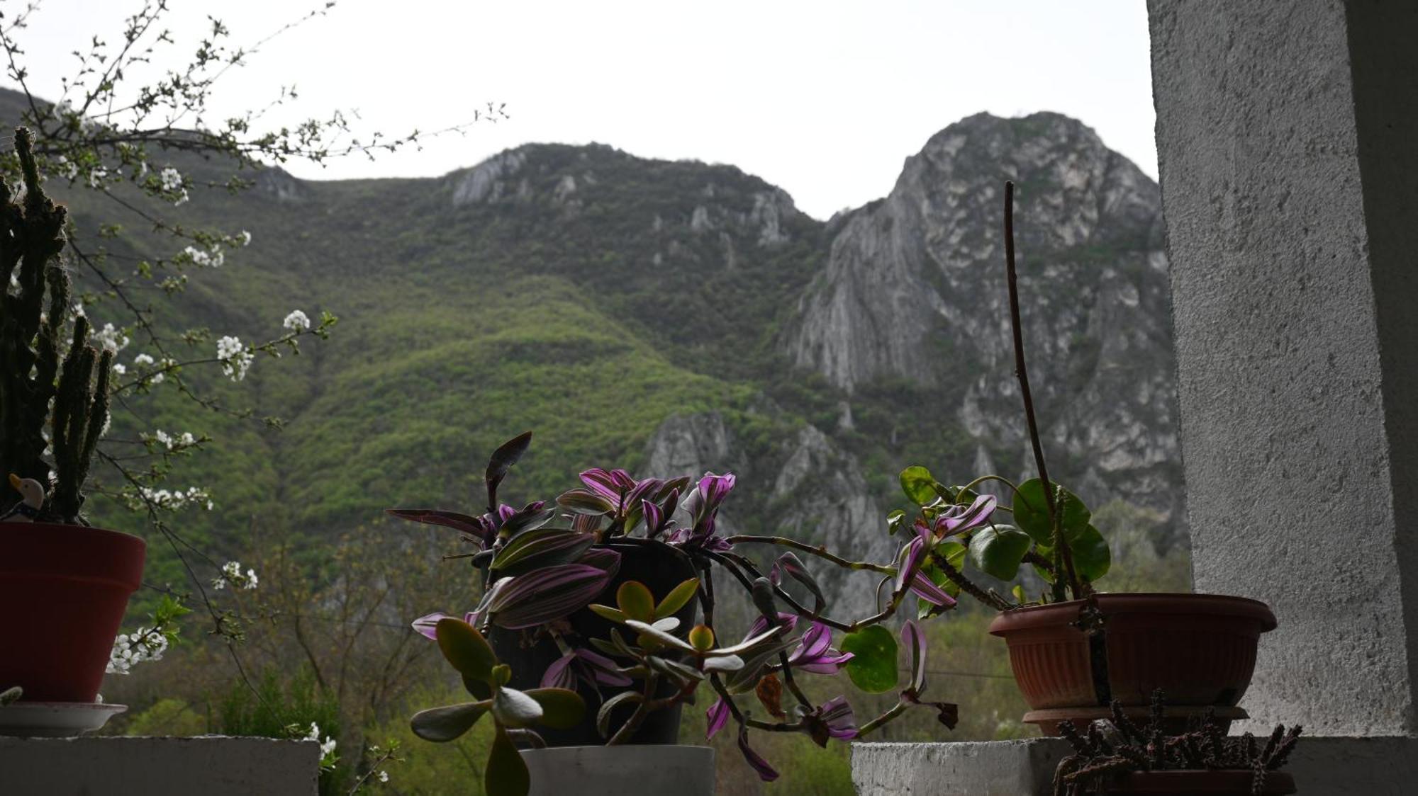 Canyon Matka - Unique Place For Stay Skopje Bagian luar foto